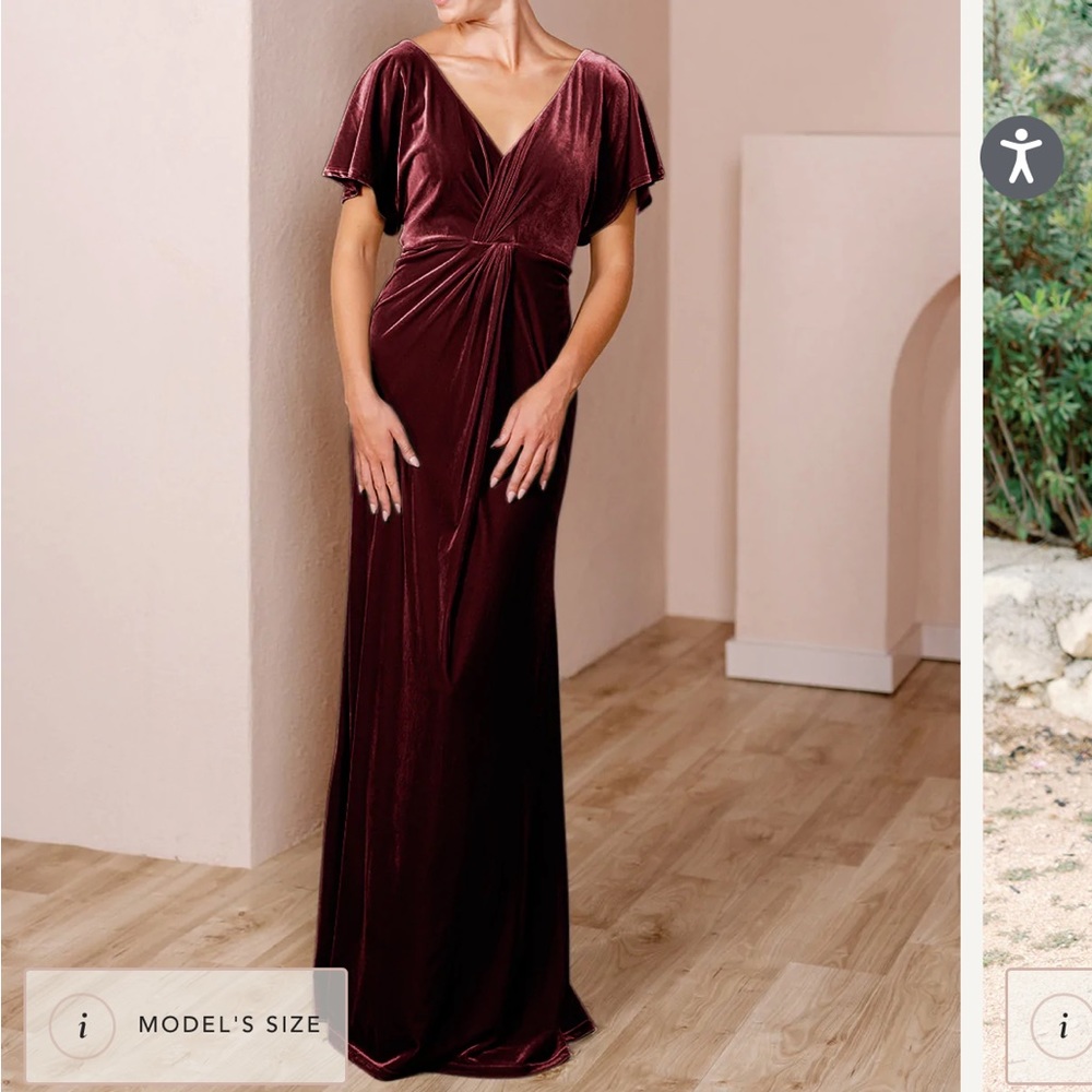 Revelry Gwen Velvet Dress | Size 2P | Burgandy